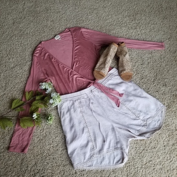 Crop top pink front tie  nwot - Picture 2 of 7